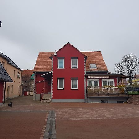 Ferienapartment Meiss Erdeborn Екстериор снимка